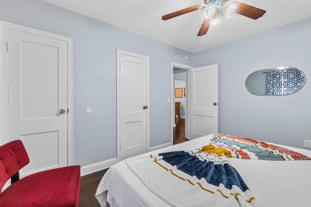 Steps To Beach & Downtown! Spacious Beach Bungalow #2 ليك وورث المظهر الخارجي الصورة