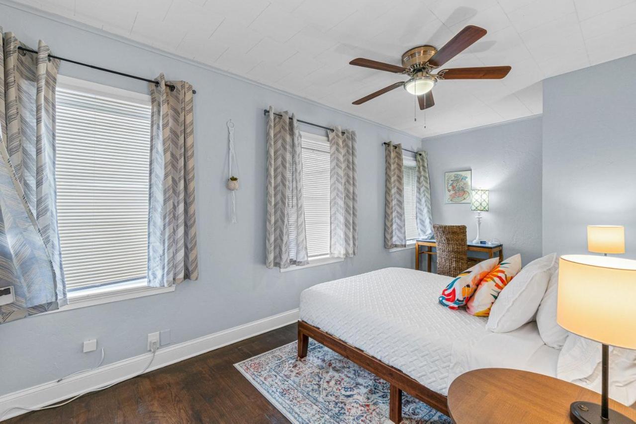 Steps To Beach & Downtown! Spacious Beach Bungalow #2 ليك وورث المظهر الخارجي الصورة