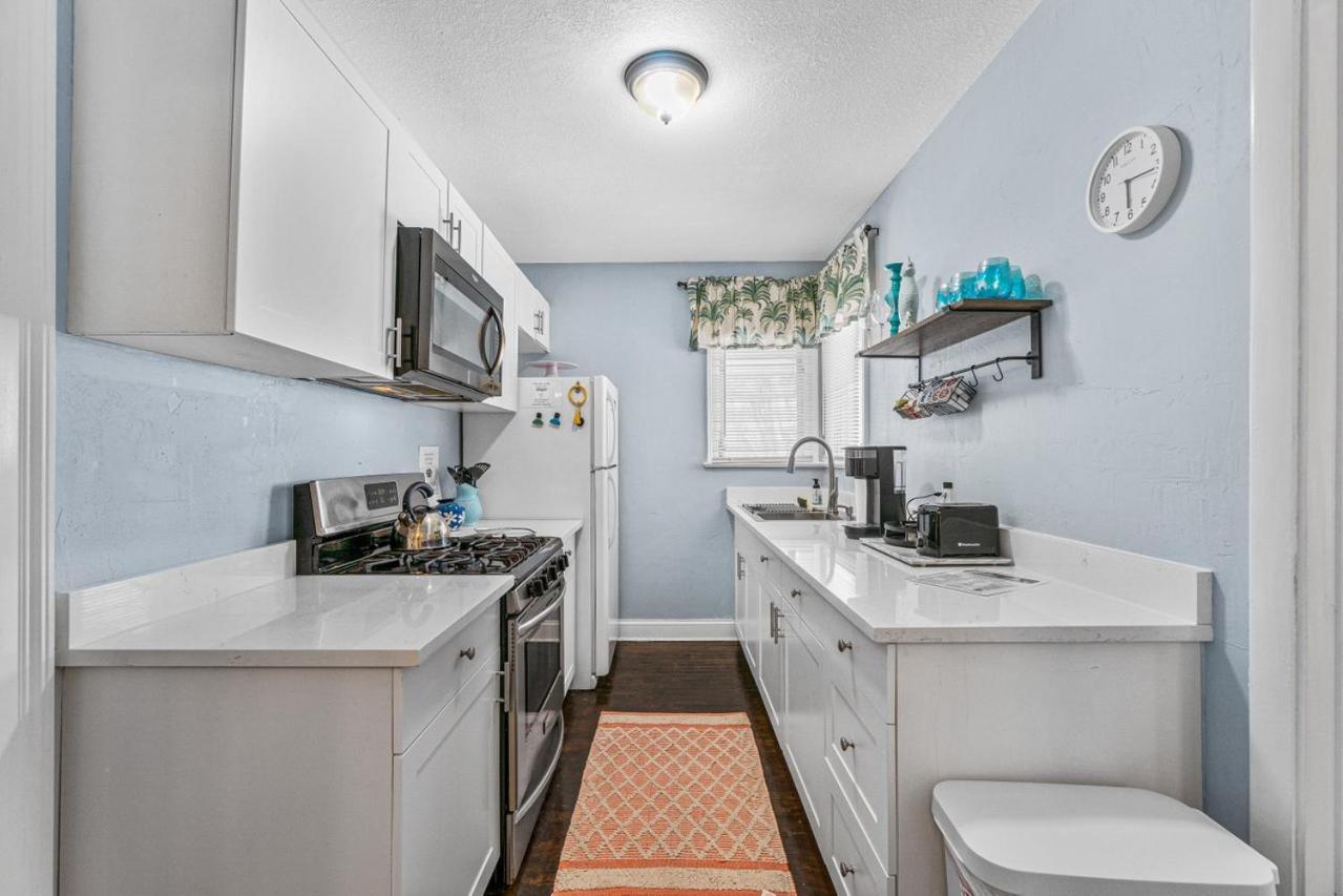 Steps To Beach & Downtown! Spacious Beach Bungalow #2 ليك وورث المظهر الخارجي الصورة