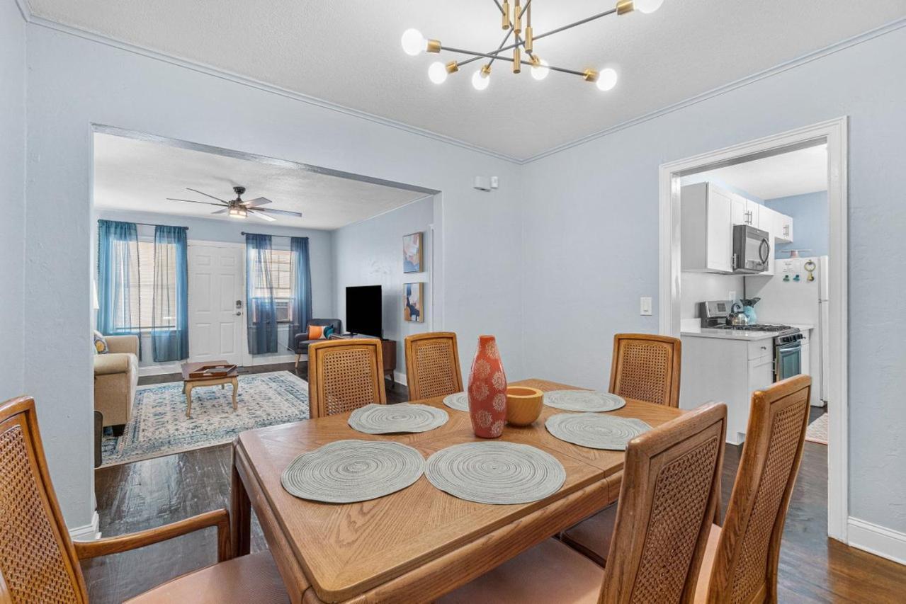 Steps To Beach & Downtown! Spacious Beach Bungalow #2 ليك وورث المظهر الخارجي الصورة